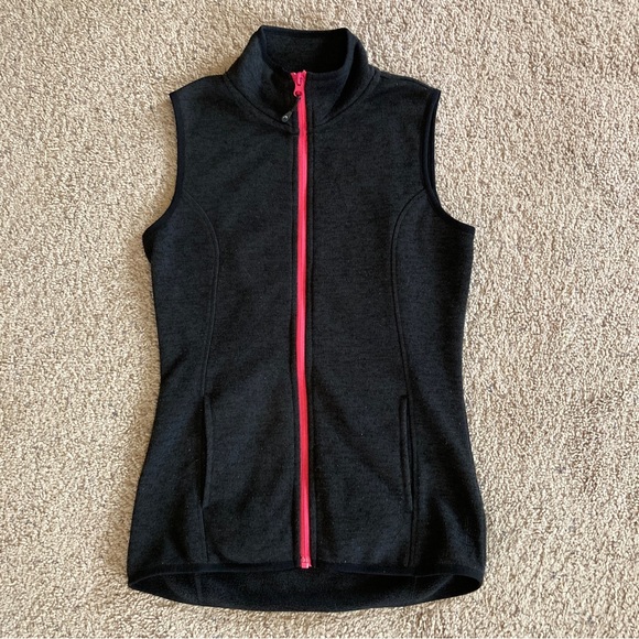 Head Jackets & Blazers - XS Lightweight Athletic Zip Up Womens Running Vest w/ Pockets - Pink & Black